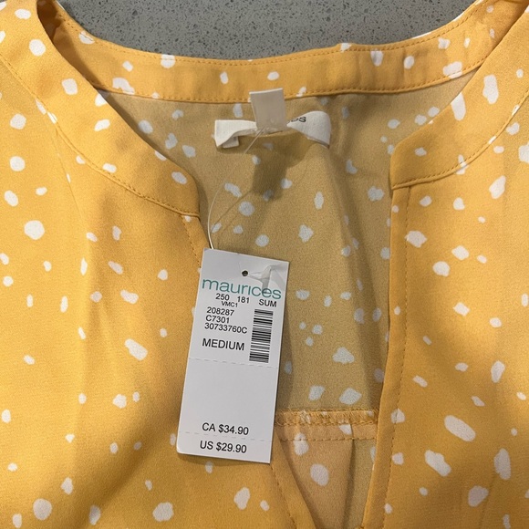 Brand new Maurice’s top - size medium - Picture 3 of 4